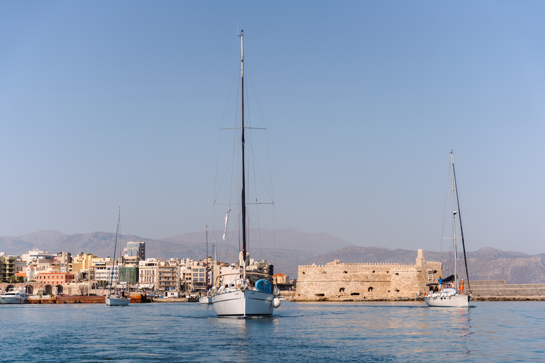 Heraklion: Crucero en velero por la isla de Dia con snorkelExcursión privada de medio día