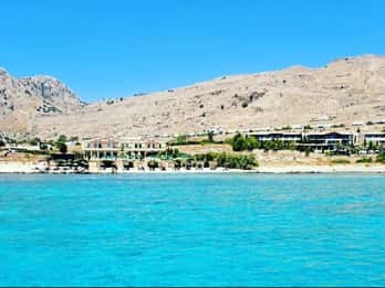 Faliraki: gita in barca ad Anthony Quinn e alle grotte con bevande incluse