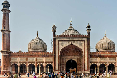 Vecchia Delhi: Tour privato di Chandni Chowk, giro in Tuk TukAuto, autista, guida, tuk tuk, biglietti d&#039;ingresso e cibo da strada