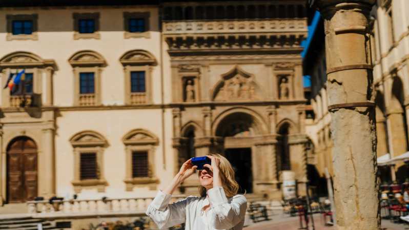 2 Hours Free Arezzo tour without the use of your smartphone