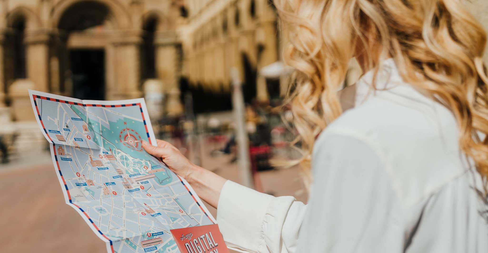 2 Horas de visita gratis de Arezzo sin el uso de su smartphone - Hizvo