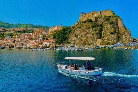 Scilla in Barca-Costa Viola tour: Caves-Cala Janculla