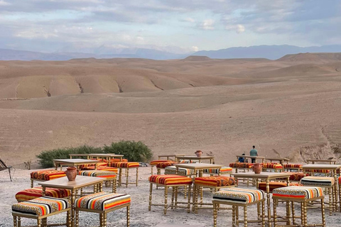 Quadfahren, Kamelreiten, Abendessen und Show in der Agafay-WüsteQuad-Biking, Kamelreiten, Abendessen und Show