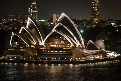 Sydney : Croisière de nuit privée avec vin