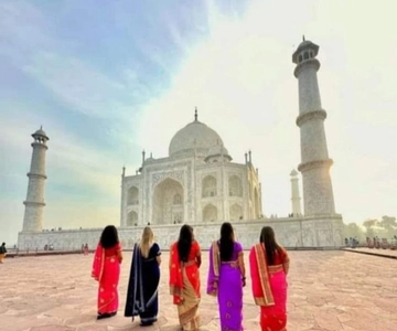 Taj Mahal with Professional Photoshoot