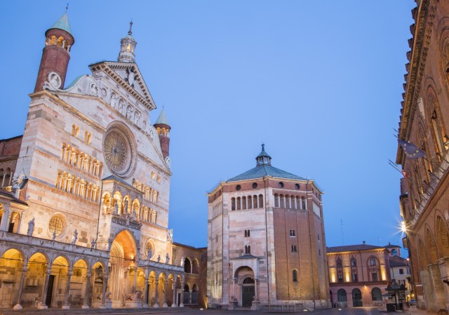 Visit Cremona city tour with local products tasting in Cremona, Province de Cremona, Italie