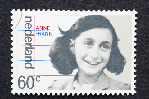 Anne Frank & Jüdisches Kulturviertel: TourTour auf Spanisch