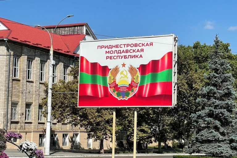 vanuit Moldavië: Transnistrië, Bender Curchi-klooster met de auto