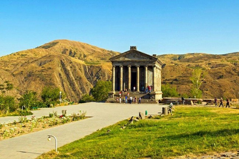 Echmiadzin, Zvartnots, Khor Virap, Garni, GeghardPrivate Tour ohne Guide