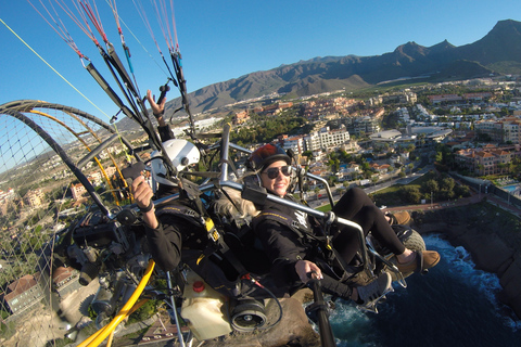 Tenerife: Voo Paratrike de 20 minutos com serviço de busca no hotel