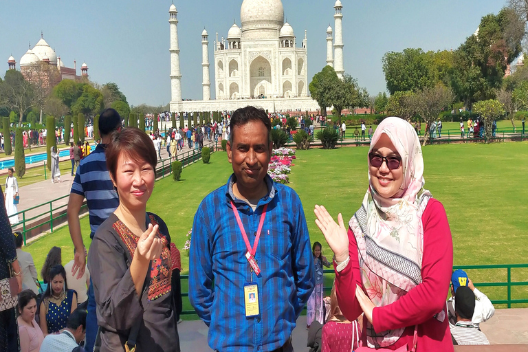 From Delhi : Private Taj Mahal and Agra Fort Trip by Car Private Ac Car and Tour Guide only