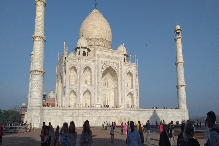 Von Delhi aus: Private Taj Mahal und Agra Fort Reise mit dem AutoNur Privatwagen und Reiseleiter