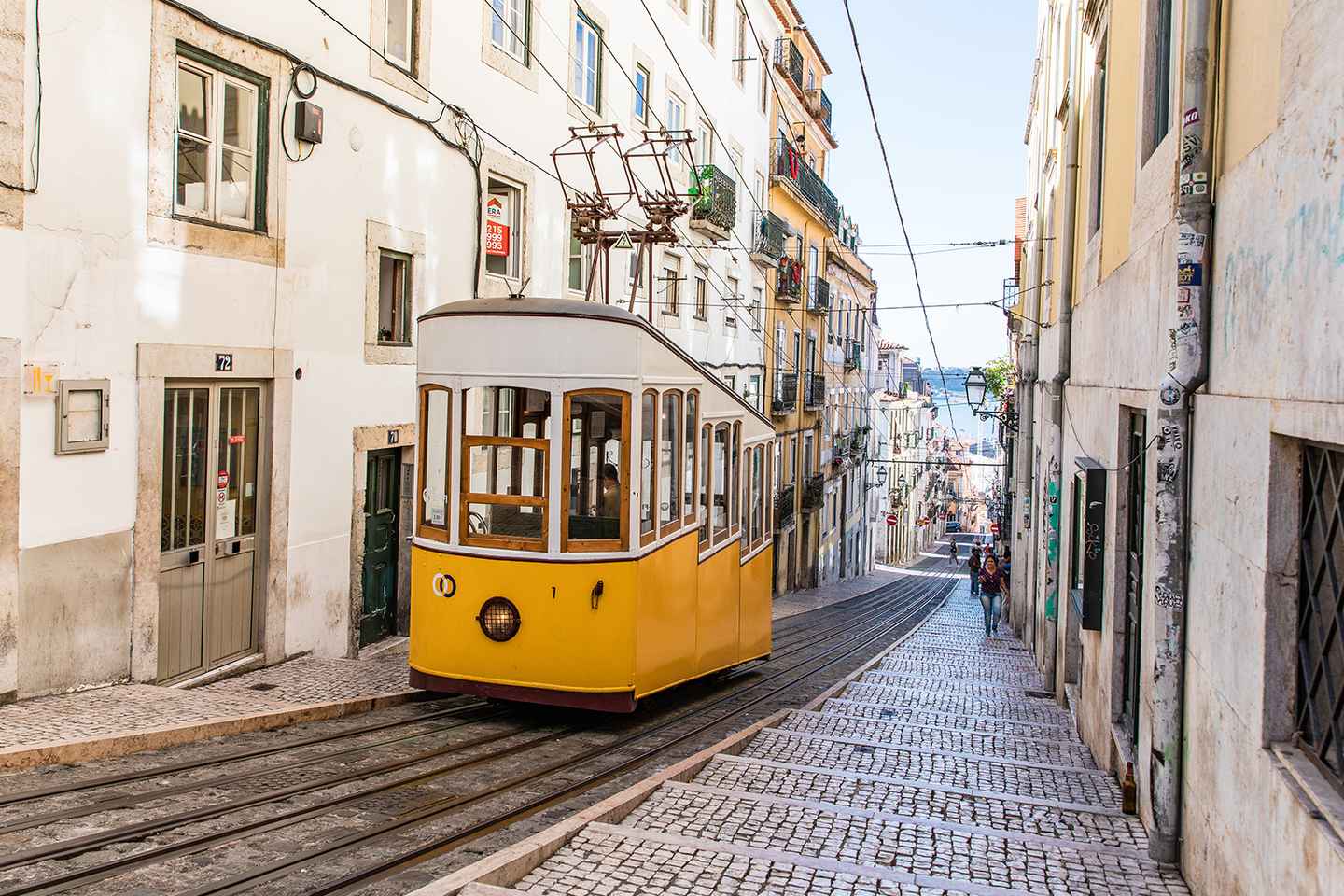 Lisbon: Private Guided Tour by Electric Tuk Tuk