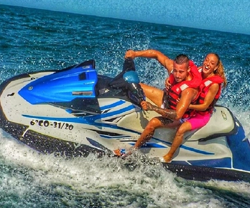 Valencia: Pobla de Farnals JetSki-Verleih + Beach Club