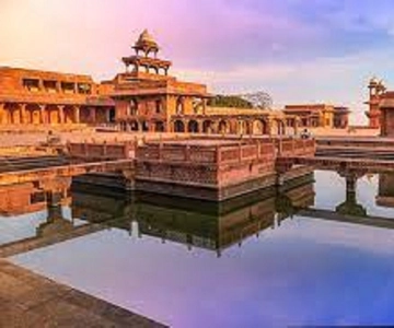 Boek officiële gids voor Fatehpur Sikri.