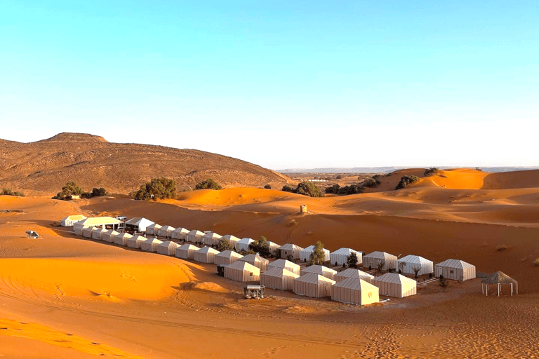 Da Ouarzazate a Marrakech: tour nel deserto di 3 giorni con Camel TrekCampo nel deserto standard