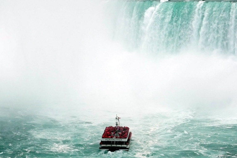 Z Toronto: luksusowa jednodniowa wycieczka po Niagara Falls z rejsemJednodniowa wycieczka łodzią i Skylon Tower
