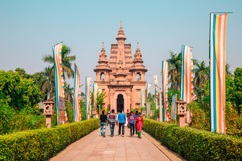 15-daagse boeddhistische trailtour in India en Nepal met Taj Mahal