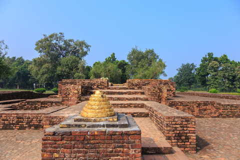 15-daagse boeddhistische trailtour in India en Nepal met Taj Mahal