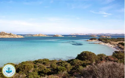 Von Santa Teresa Gallura: Maddalena-Archipel mit dem Beiboot