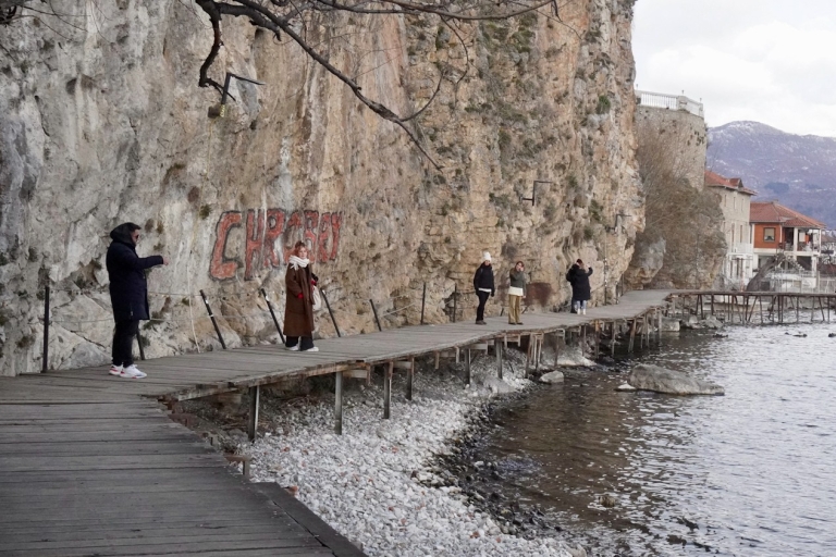 Au départ de Tirana : Excursion d'une journée partagée à Ohrid (cap minimum requis)Visite d'Ohrid en groupe partagé au départ de Tirana