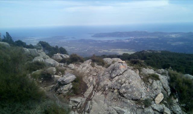 Visit OSPEDALE FORESTPanoramic summit with sea and lakes view in Figari