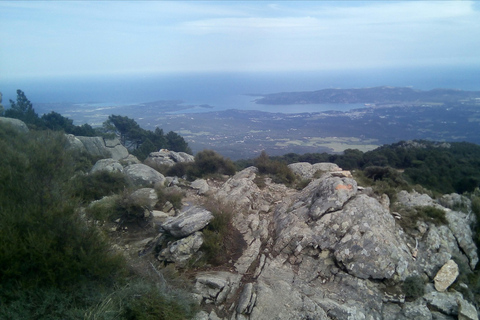 OSPEDALE FOREST:Panoramic summit with sea and lakes view OSPEDALE FOREST :Panoramic summit with sea and lakes view