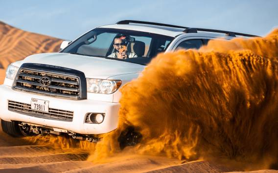 Dubai: Du fährst SUV-Wüstenabenteuer