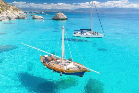 Cagliari: Devil's Saddle Cruise with Snorkeling and Aperitif