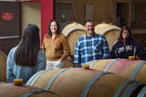 Burdeos: experiencia vinícola de día completo en Saint-Emilion y MedocBurdeos: experiencia vinícola de Margaux y St-Emilion