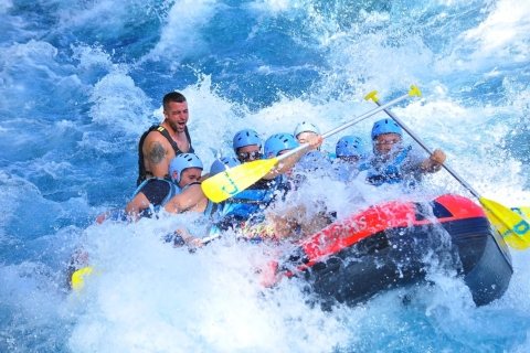 Von der Seite: Köprülü Canyon Rafting Tour mit optionaler ZiplineWildwasser-Rafting, Jeep-Safari, Zipline, Transfer und Mittagessen