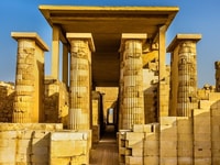 Visite d'une journée complète à Giza Pyramides, Memphis et Sakkara - Hizvo