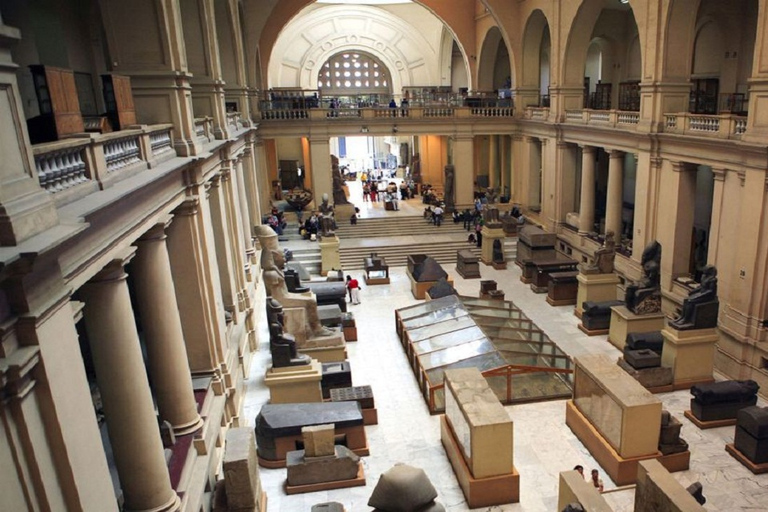 Kair: piramidy w Gizie, jednodniowa wycieczka do Muzeum Egipskiego, wielbłąd, lunch