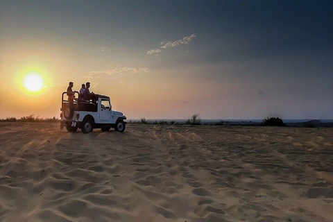 Woestijnkameelsafari, jeepsafari, maaltijd uit Jodhpur