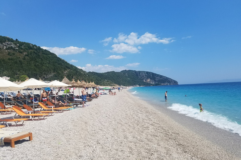 Desde Tirana y Durres: Excursión de un día a Ksamil, Saranda y el Ojo AzulExcursión de un día a la Riviera desde Tirana - Ksamil, Saranda y Ojo Azul