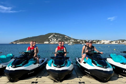 Ibiza: Prywatna wycieczka skuterem wodnym z instruktorem - Santa Eulalia30-minutowa wycieczka prywatnym skuterem wodnym