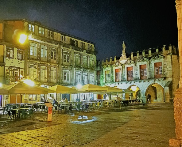 Visit Le Grand Tour (Guimarães) in Barcelos, Portugal