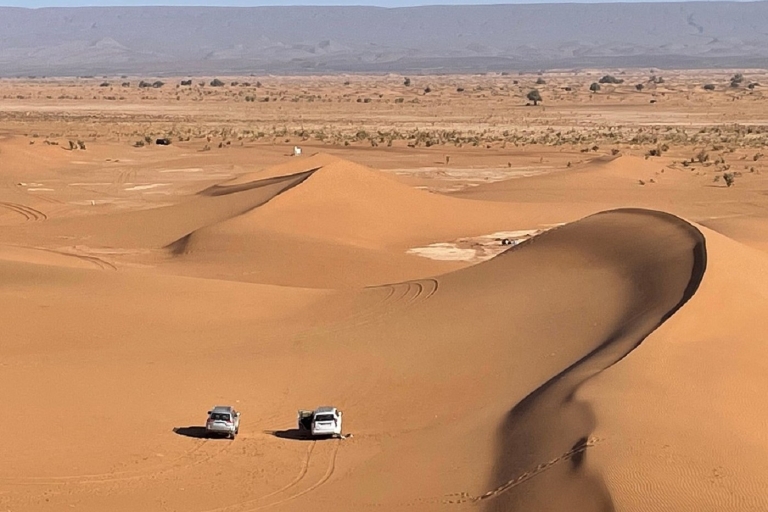 Excursion en Jeep 4×4 dans le désert du Sahara avec déjeunerSafari en jeep dans le désert avec déjeuner et transferts à l'hôtel