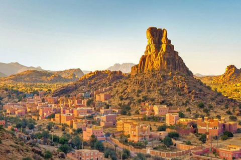 Desde Agadir: Tafraoute el Anti Atlas Excursión de un día con almuerzo