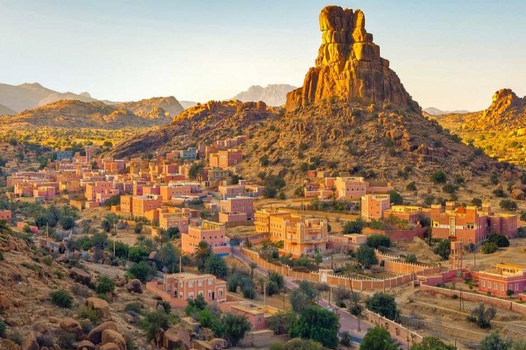 Au départ d'Agadir : Tafraoute l'Anti Atlas Excursion d'une journée avec déjeuner