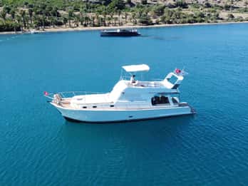 Découvrez les joyaux cachés de Bodrum lors d'une excursion privée de 3 heures en yacht