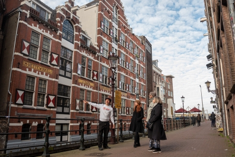 Amsterdam: Wycieczka po Dzielnicy Czerwonych LatarniWycieczka grupowa w języku angielskim