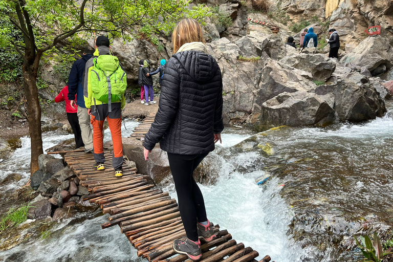 Atlasgebergte, wandelen en lunchen met Radouane en zijn moeder