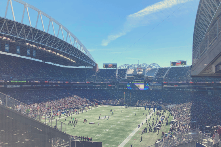 Seattle: Seattle Seahawks Football Game Ticket Club Level