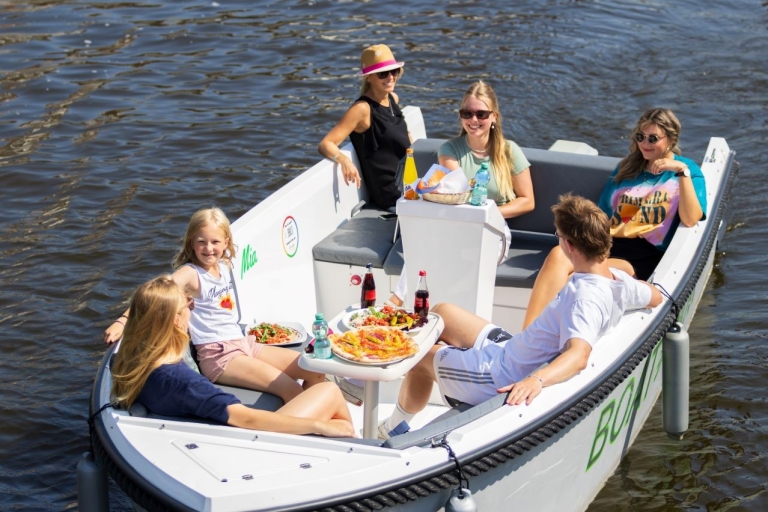 Rostock: electric boats - without driving licence - 6 people 2-Hour Rental