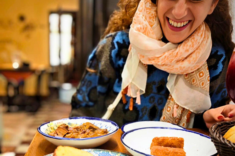 Malaga: Local Tapas Tour into Real Andalusian Culture Malaga: Local Tapas Tour into Real Andalusian Culture -ITA