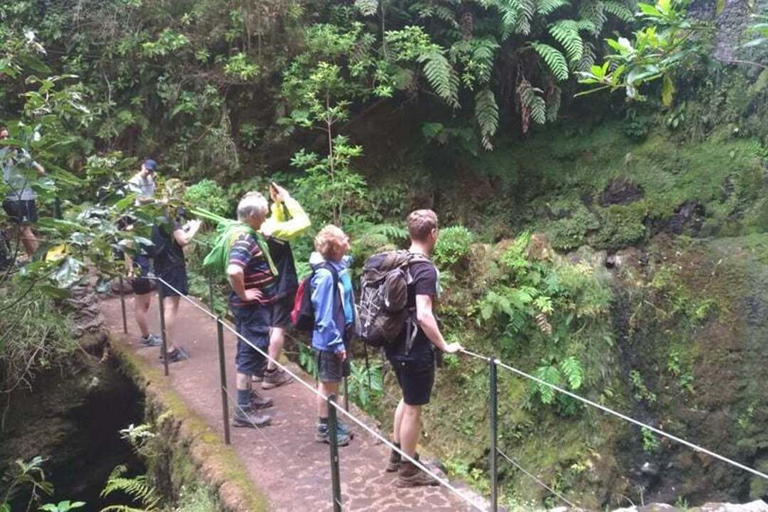 Levada das Queimadas - Caldeirão Verde