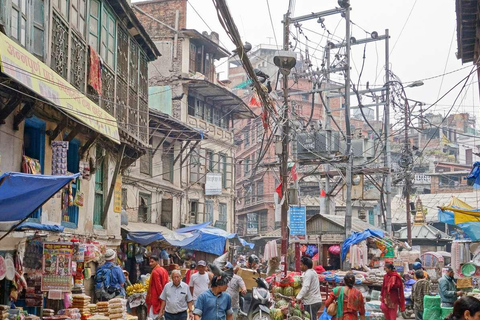 Kathmandu: Photography Tour – Temples, Markets & Sunrise