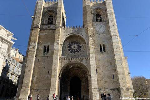 Passeio particular de um dia inteiro em LisboaExcursão de dia inteiro em Lisboa