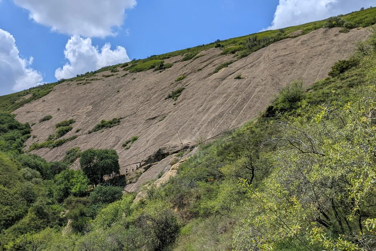 Tbilisi: David Gareja & Colorful Hills - Hike & Photo Stops